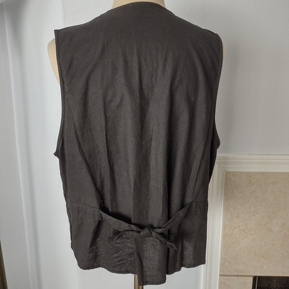 Casey & Max Velvet Poinsettia Detailed Vest M - Picture 3 of 10